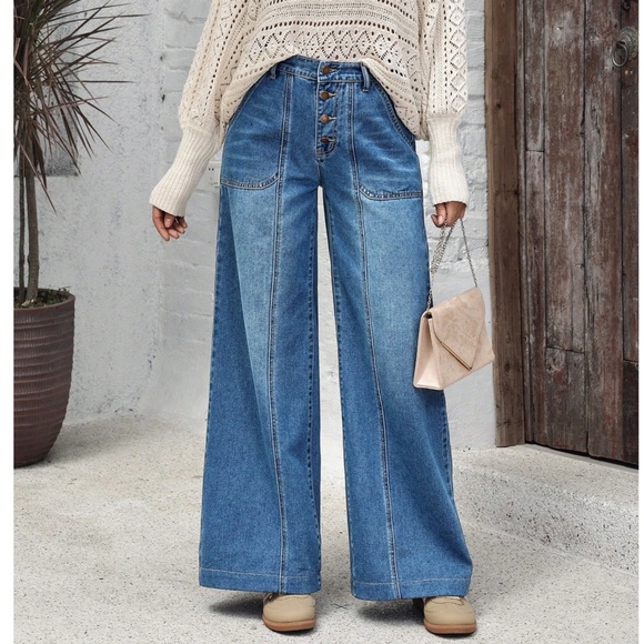 Medium Wash Blue Wide leg Button Fly Wide leg Denim Jeans - Picture 2 of 5